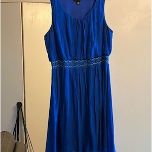 Women’s AB Studio sleeveless dress with elasticized waist size xl